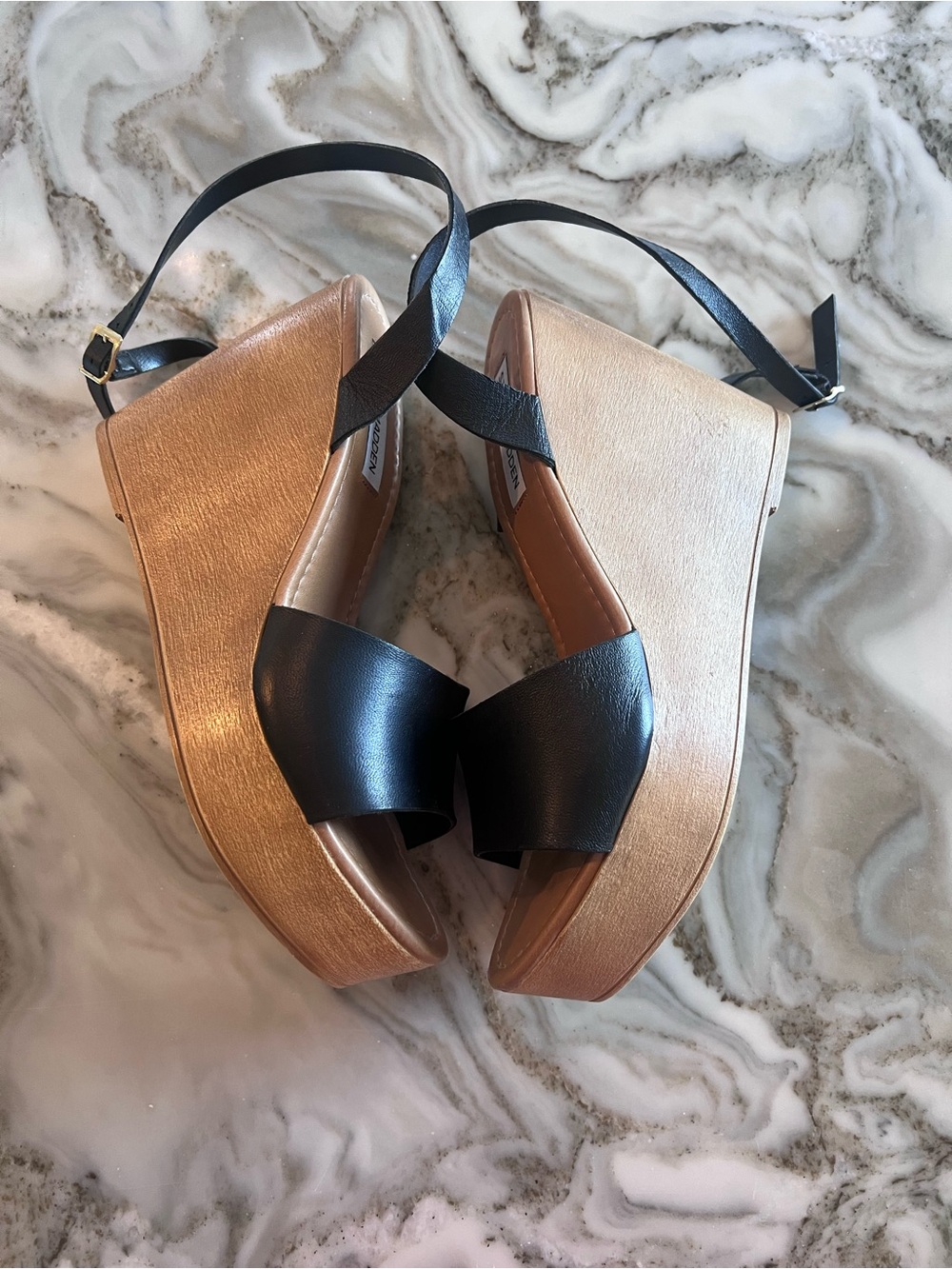 Steve Madden Black Leather Platform Wedge Sandals with Wood-Look Platform - Picture 2 of 8